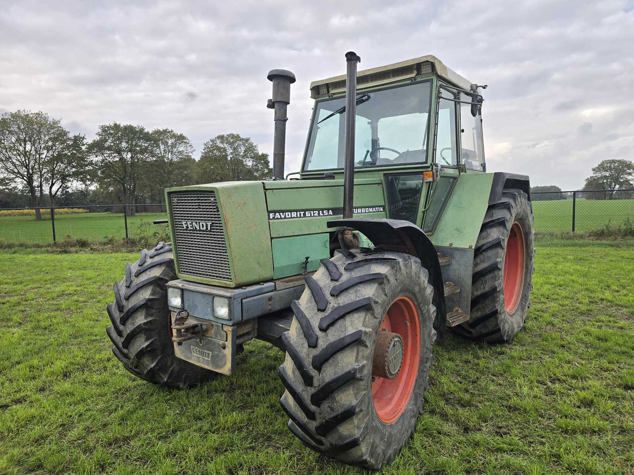 1986 FENDT 612 LSA TURBOMATIK ALL-WHEEL DRIVE FARM TRACTOR - Traktor: gambar 1 1986 FENDT 612 LSA TURBOMATIK ALL-WHEEL DRIVE FARM TRACTOR - Traktor: gambar 1