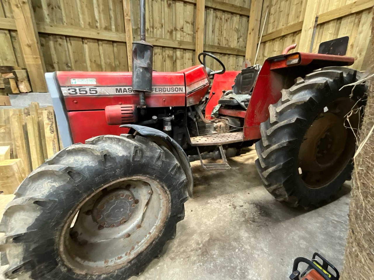 1986 MASSEY-FERGUSON 355 4WD AGRICULTURAL TRACTOR - Traktor: gambar 2 1986 MASSEY-FERGUSON 355 4WD AGRICULTURAL TRACTOR - Traktor: gambar 2