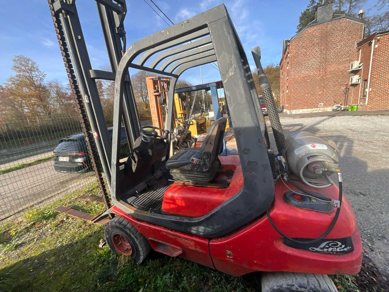 1991 LINDE H20T FORKLIFT - Forklift: gambar 2 1991 LINDE H20T FORKLIFT - Forklift: gambar 2