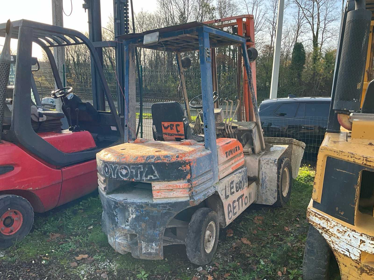 1992 TOYOTA 625FDF25 FORKLIFT - Forklift: gambar 5 1992 TOYOTA 625FDF25 FORKLIFT - Forklift: gambar 5