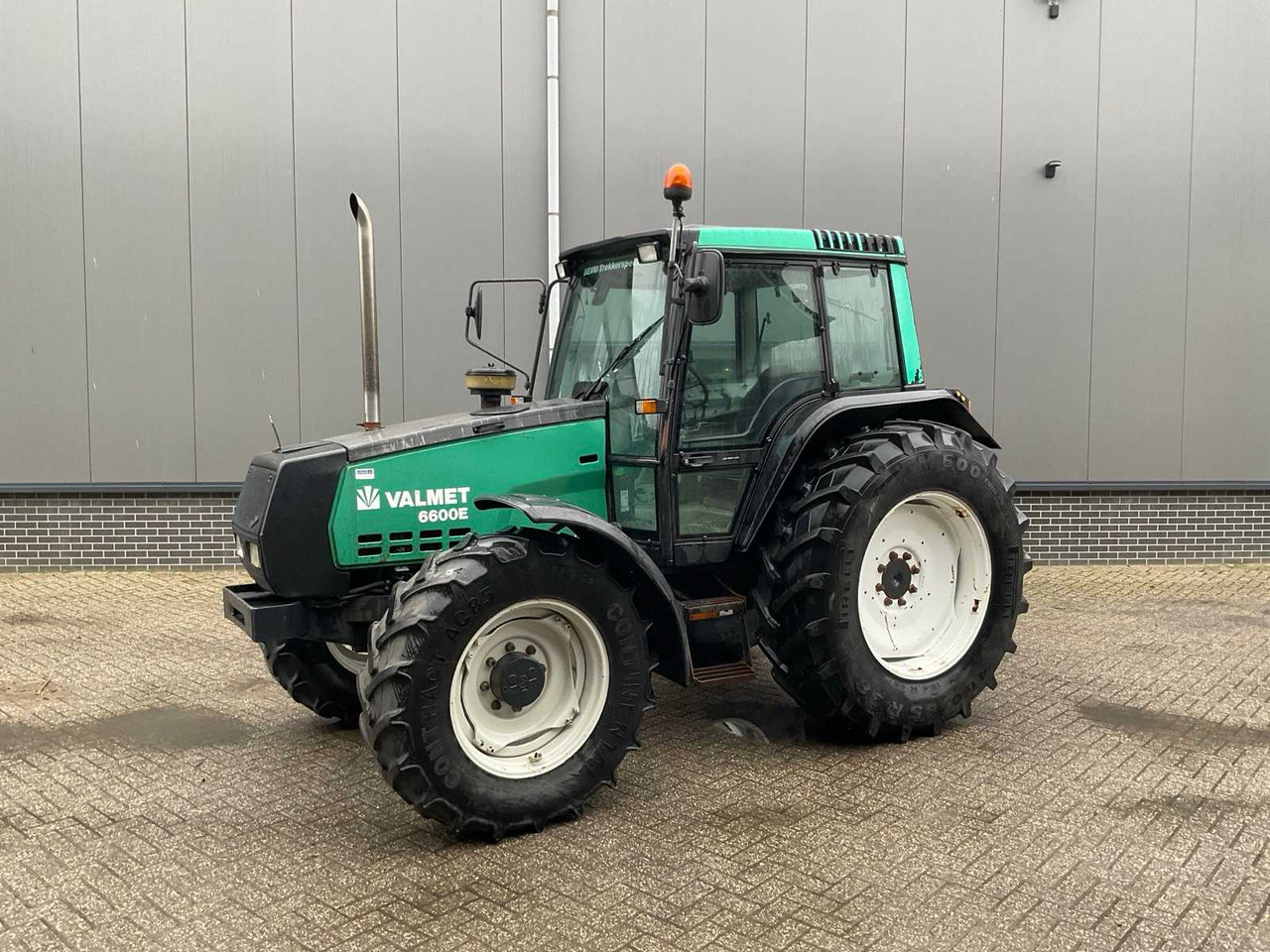 1992 VALMET 6600E HI-TROL ALL-WHEEL DRIVE FARM TRACTOR - Traktor: gambar 1 1992 VALMET 6600E HI-TROL ALL-WHEEL DRIVE FARM TRACTOR - Traktor: gambar 1