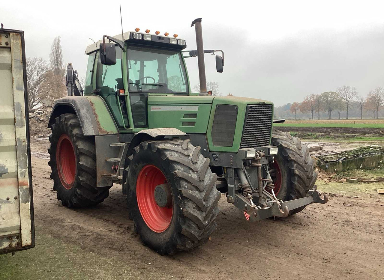 1993 FENDT FAVORITE 816 ALL-WHEEL DRIVE FARM TRACTOR - Traktor: gambar 2 1993 FENDT FAVORITE 816 ALL-WHEEL DRIVE FARM TRACTOR - Traktor: gambar 2