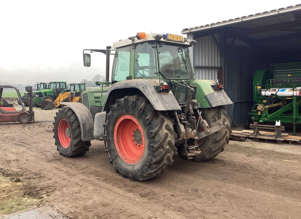 1993 FENDT FAVORITE 816 ALL-WHEEL DRIVE FARM TRACTOR - Traktor: gambar 4 1993 FENDT FAVORITE 816 ALL-WHEEL DRIVE FARM TRACTOR - Traktor: gambar 4