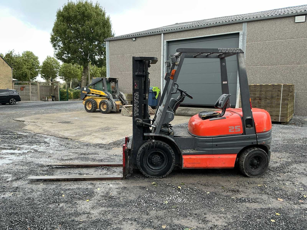 1997 TOYOTA 02-6FDF25 FORKLIFT - Forklift: gambar 2 1997 TOYOTA 02-6FDF25 FORKLIFT - Forklift: gambar 2