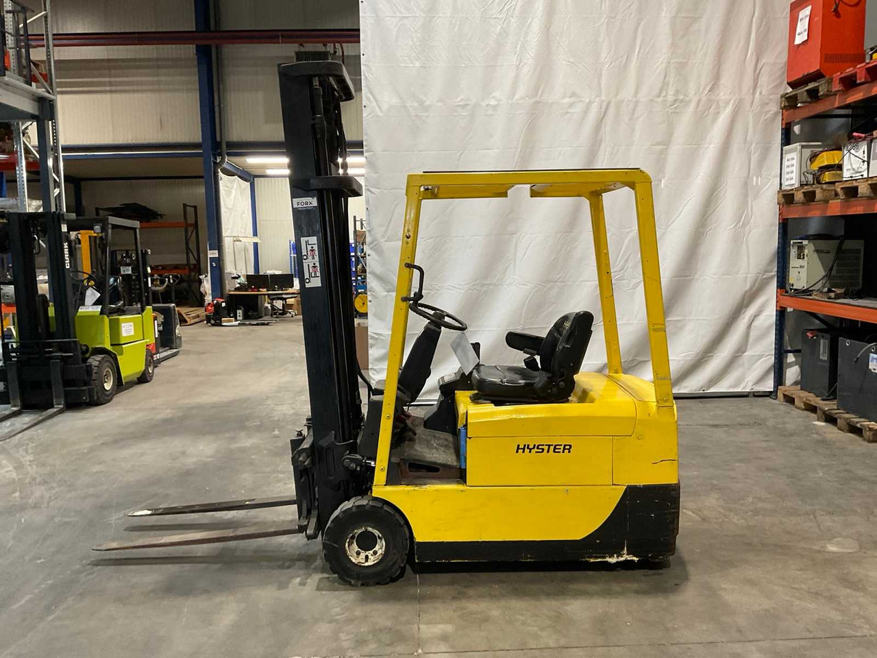 2000 HYSTER J2,00XMT FORKLIFT - Forklift: gambar 2 2000 HYSTER J2,00XMT FORKLIFT - Forklift: gambar 2