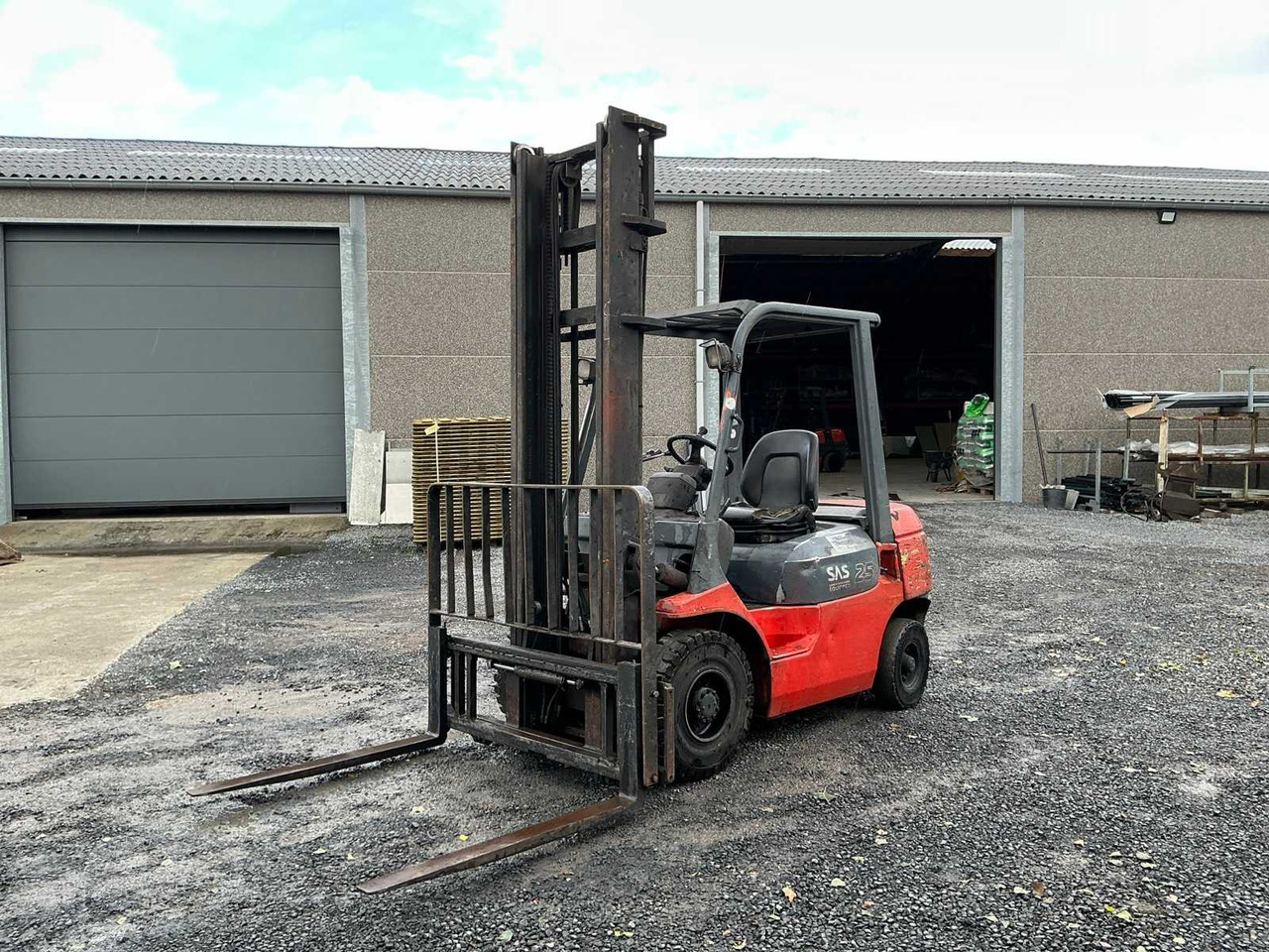 2000 TOYOTA 62-7FDF25 FORKLIFT - Forklift: gambar 1 2000 TOYOTA 62-7FDF25 FORKLIFT - Forklift: gambar 1