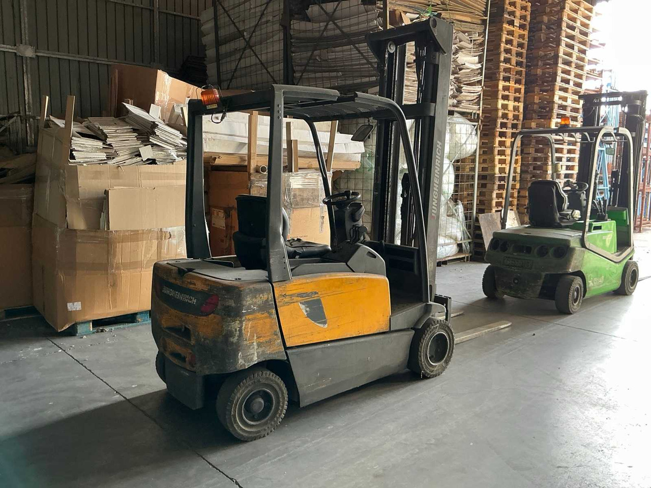 2004 - JUNGHEINRICH - EFG 318 - FORKLIFT - Forklift: gambar 4 2004 - JUNGHEINRICH - EFG 318 - FORKLIFT - Forklift: gambar 4