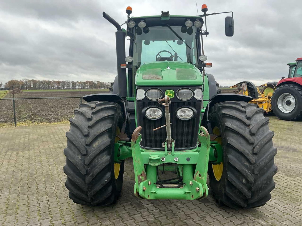 2007 JOHN DEERE 7830 FOUR WHEEL DRIVE FARM TRACTOR - Traktor: gambar 2 2007 JOHN DEERE 7830 FOUR WHEEL DRIVE FARM TRACTOR - Traktor: gambar 2