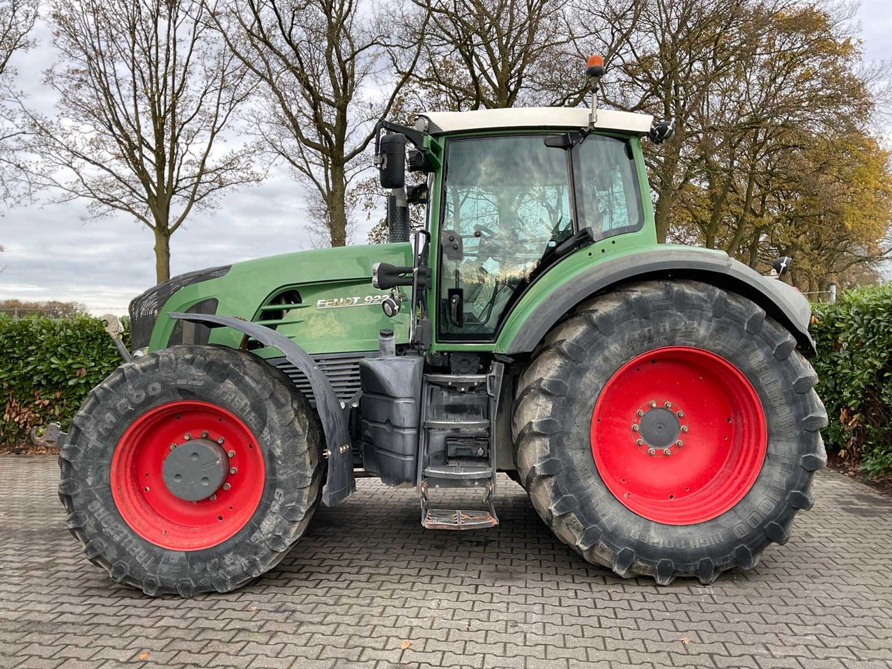 2008 FENDT 922 VARIO ALL-WHEEL DRIVE FARM TRACTOR - Traktor: gambar 2 2008 FENDT 922 VARIO ALL-WHEEL DRIVE FARM TRACTOR - Traktor: gambar 2