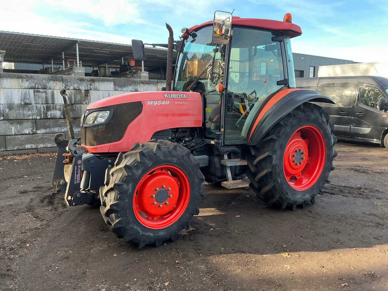 2008 KUBOTA M9540H-C FOUR WHEEL DRIVE FARM TRACTOR - Traktor: gambar 1 2008 KUBOTA M9540H-C FOUR WHEEL DRIVE FARM TRACTOR - Traktor: gambar 1