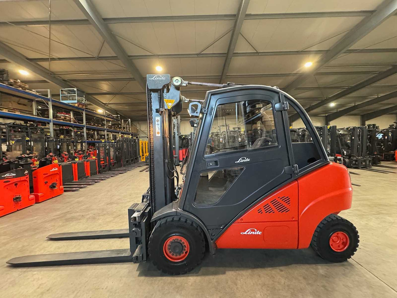 2008 SERVICE + UVV 01/2026 LINDE H35T 3.500KG 3.+4. VALVE WIDER 148CM FORK ADJUSTER GAS FORKLIFT FORKLIFT 10.543 HOURS - Forklift: gambar 1 2008 SERVICE + UVV 01/2026 LINDE H35T 3.500KG 3.+4. VALVE WIDER 148CM FORK ADJUSTER GAS FORKLIFT FORKLIFT 10.543 HOURS - Forklift: gambar 1