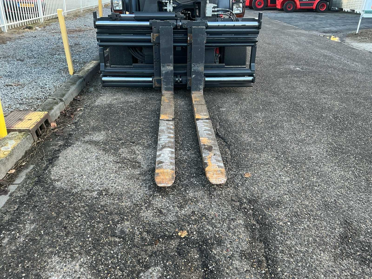 2010 LINDE H80D-01/900 FORKLIFT - Forklift: gambar 2 2010 LINDE H80D-01/900 FORKLIFT - Forklift: gambar 2