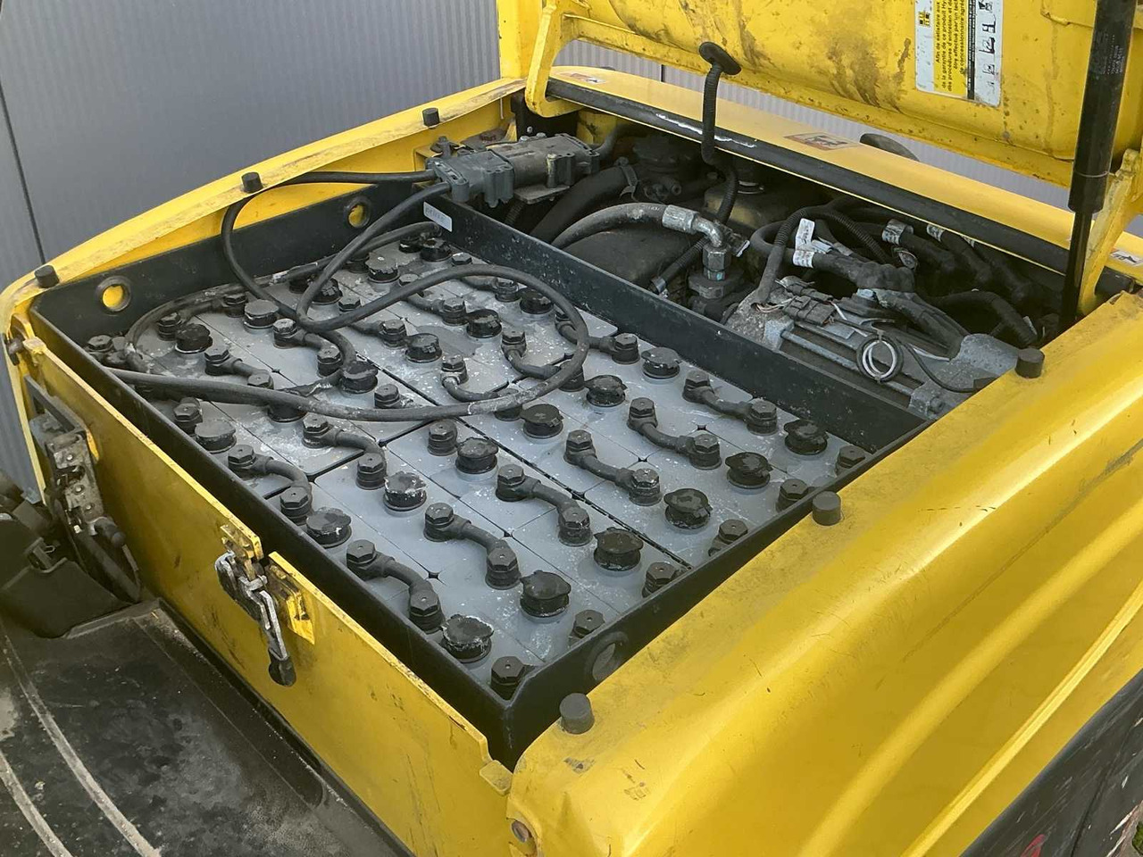 Forklift 2012 HYSTER J1.6XNT SWB FORKLIFT: gambar 24 Forklift 2012 HYSTER J1.6XNT SWB FORKLIFT: gambar 24