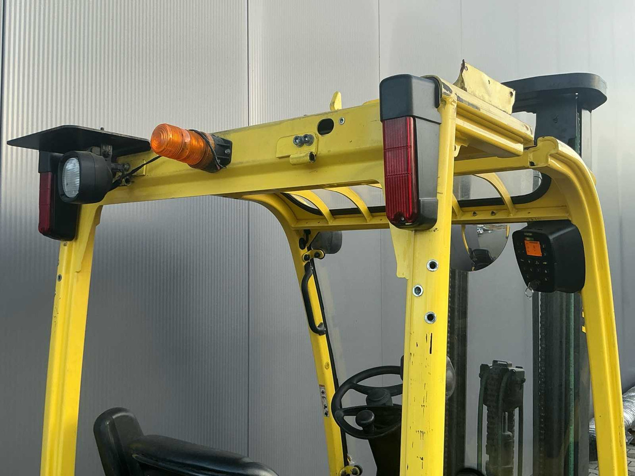 Forklift 2012 HYSTER J1.6XNT SWB FORKLIFT: gambar 17 Forklift 2012 HYSTER J1.6XNT SWB FORKLIFT: gambar 17