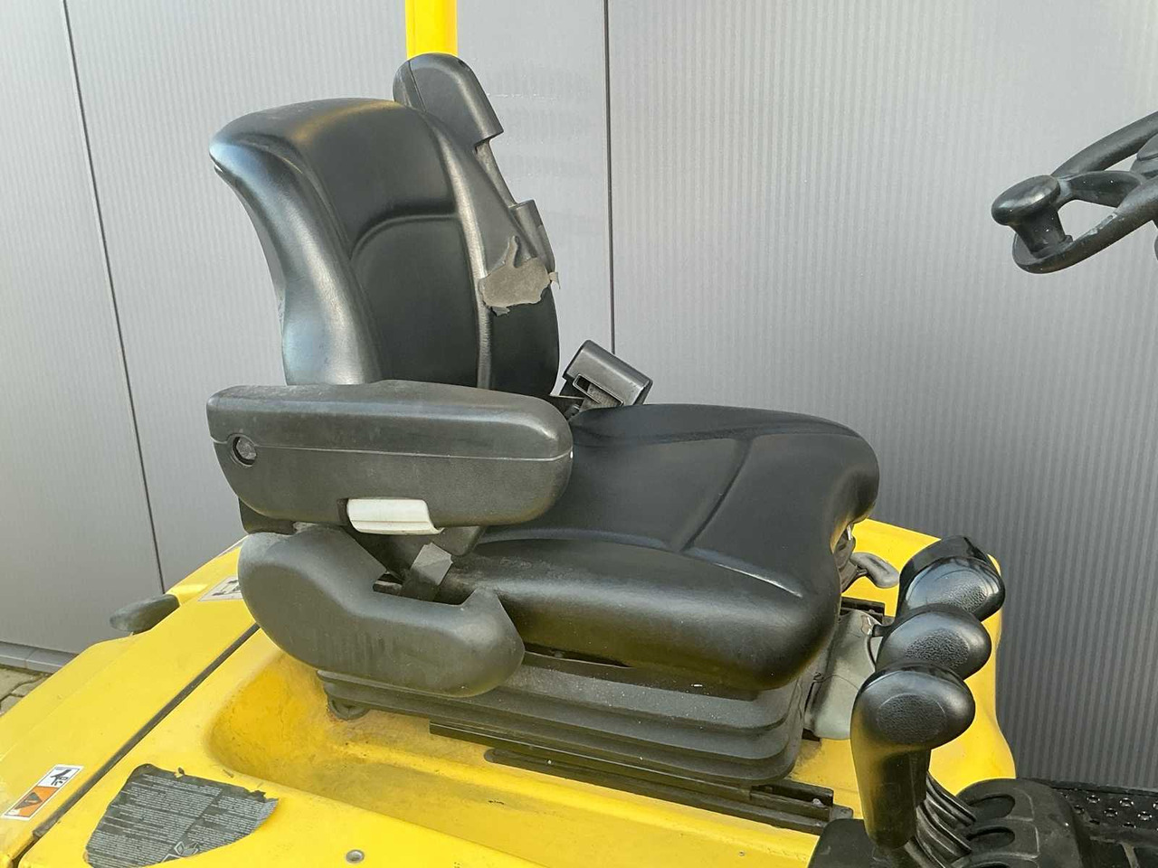 Forklift 2012 HYSTER J1.6XNT SWB FORKLIFT: gambar 13 Forklift 2012 HYSTER J1.6XNT SWB FORKLIFT: gambar 13