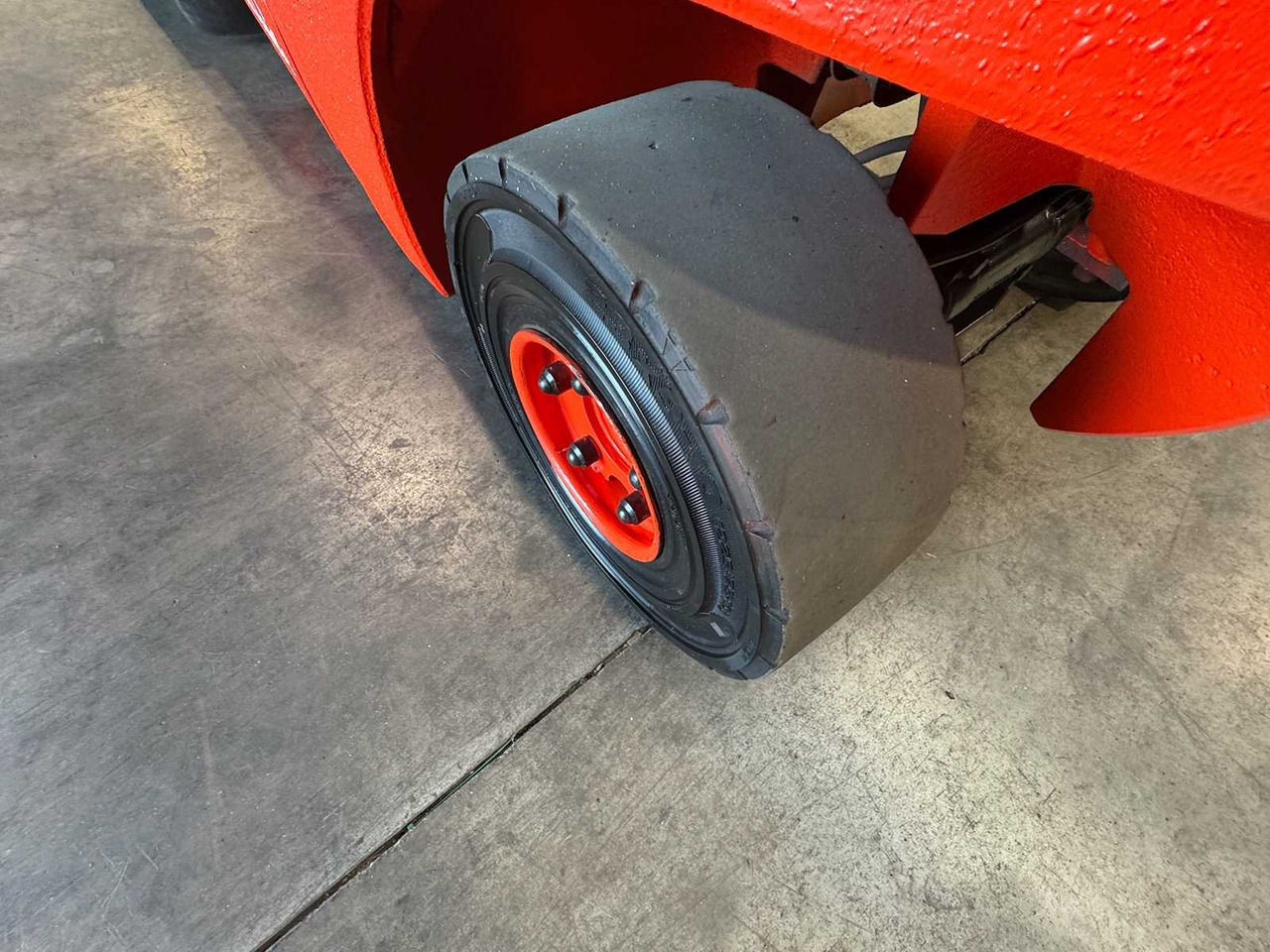 Forklift 2012 SERVICE + UVV 09/2026 LINDE H25D 3RD + 4TH VALVE FORK ADJUSTER 163CM FREE STROKE DIESEL FORKLIFT: gambar 13 Forklift 2012 SERVICE + UVV 09/2026 LINDE H25D 3RD + 4TH VALVE FORK ADJUSTER 163CM FREE STROKE DIESEL FORKLIFT: gambar 13