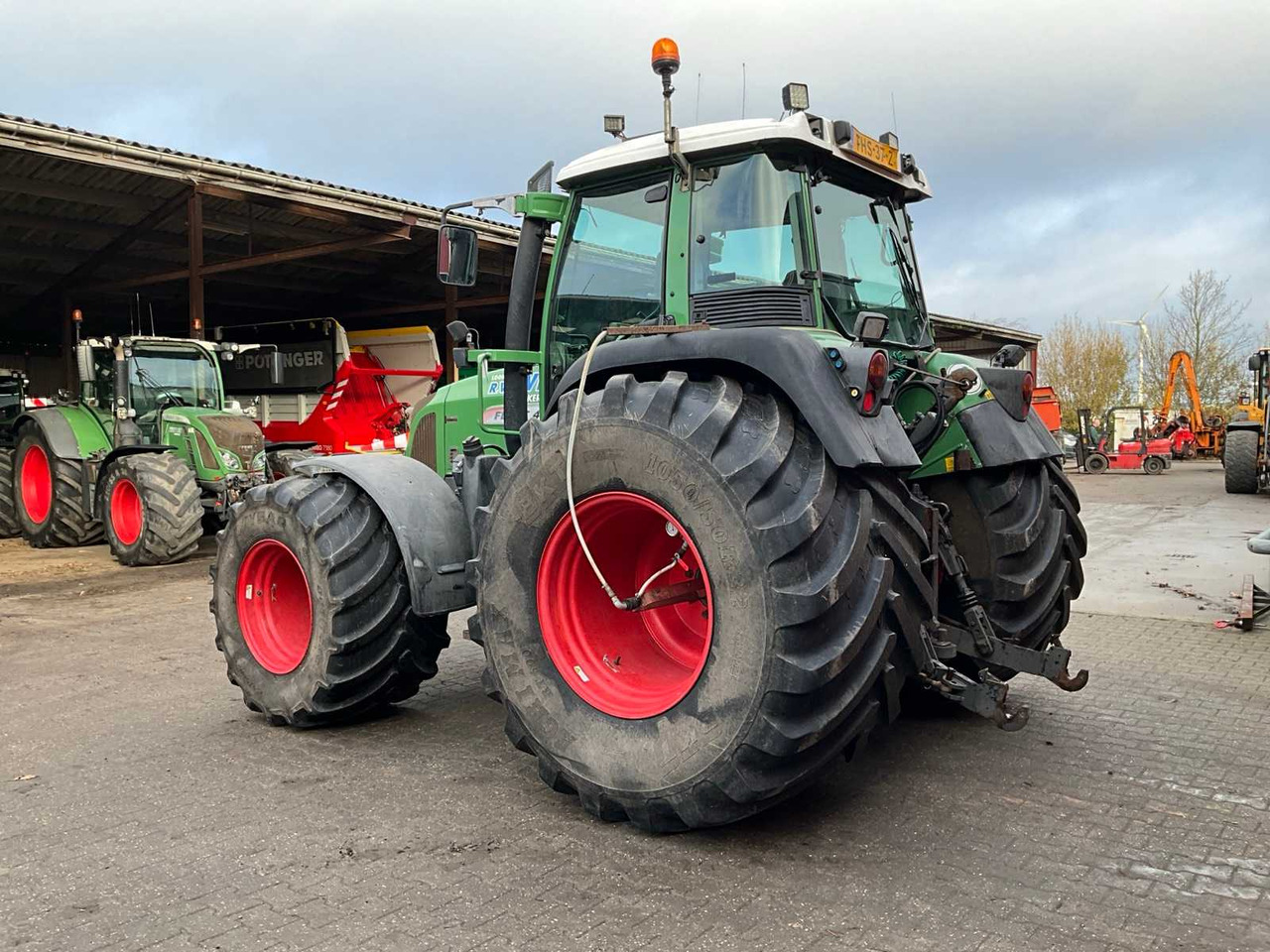 2013 FENDT 415 TMS ALL-WHEEL DRIVE FARM TRACTOR - Traktor: gambar 4 2013 FENDT 415 TMS ALL-WHEEL DRIVE FARM TRACTOR - Traktor: gambar 4
