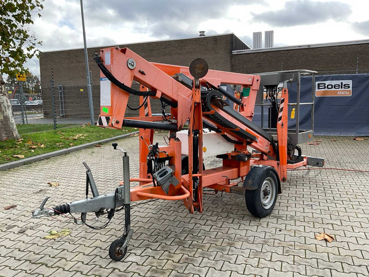 2013 NIFTYLIFT NIFTY 120 TAC AERIAL PLATFORM TRAILER - Platform pengangkat: gambar 2 2013 NIFTYLIFT NIFTY 120 TAC AERIAL PLATFORM TRAILER - Platform pengangkat: gambar 2