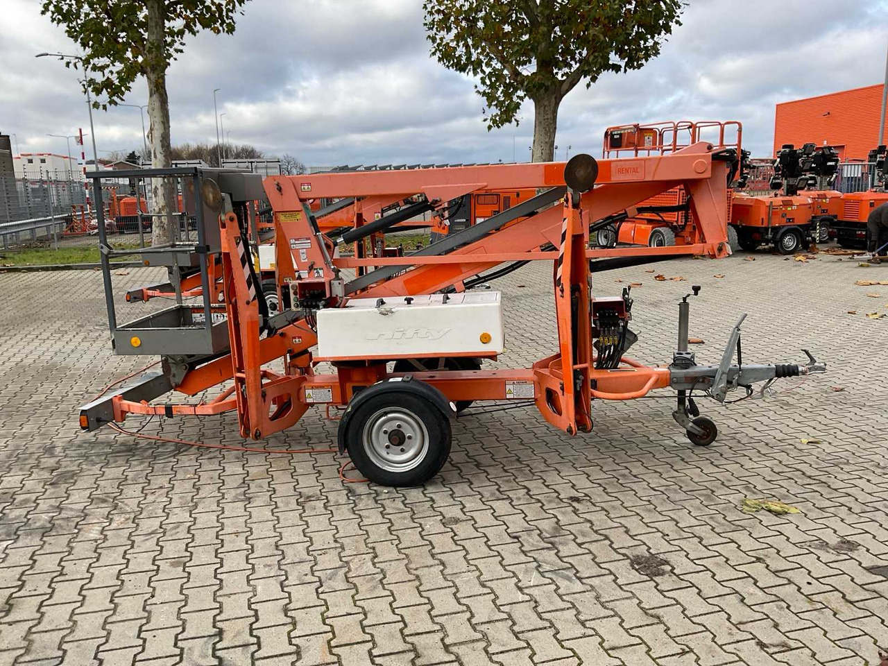 2013 NIFTYLIFT NIFTY 120 TAC AERIAL PLATFORM TRAILER - Platform pengangkat: gambar 5 2013 NIFTYLIFT NIFTY 120 TAC AERIAL PLATFORM TRAILER - Platform pengangkat: gambar 5