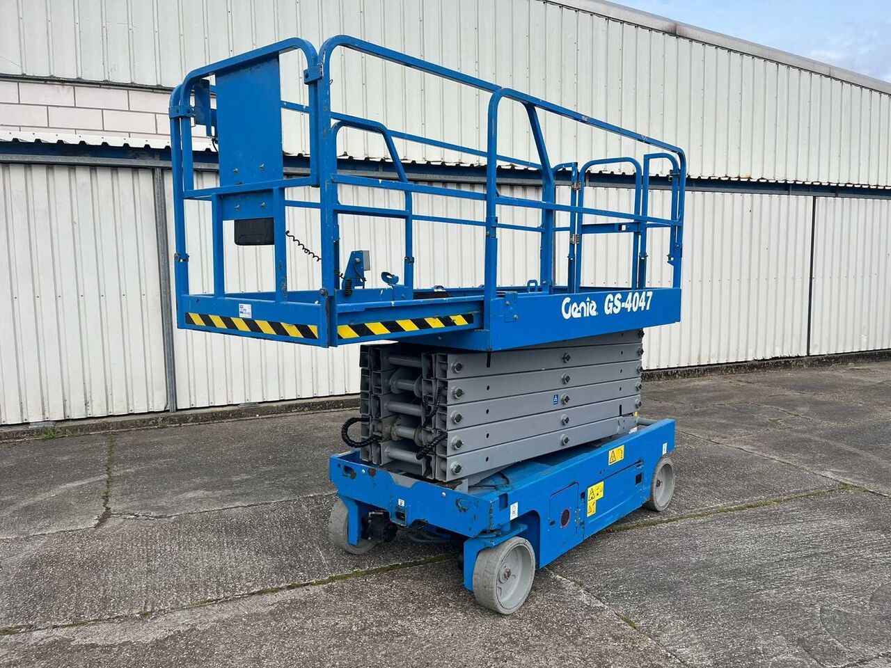 2014 GENIE GS-4047 AERIAL PLATFORM - Platform pengangkat: gambar 2 2014 GENIE GS-4047 AERIAL PLATFORM - Platform pengangkat: gambar 2