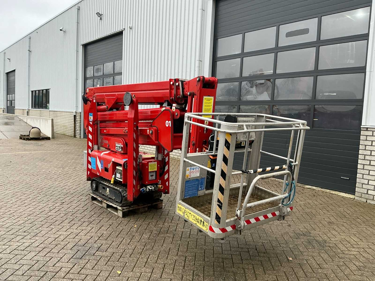 2015 BLUELIFT SA18HB SPIDER BOOM LIFT - Platform pengangkat: gambar 4 2015 BLUELIFT SA18HB SPIDER BOOM LIFT - Platform pengangkat: gambar 4