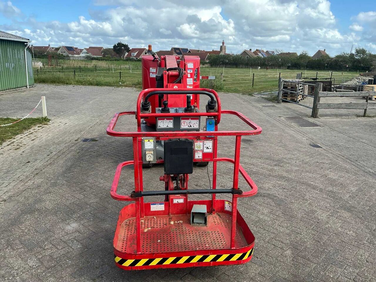 2015 HAULOTTE H12 CJ AERIAL PLATFORM - Platform pengangkat: gambar 3 2015 HAULOTTE H12 CJ AERIAL PLATFORM - Platform pengangkat: gambar 3