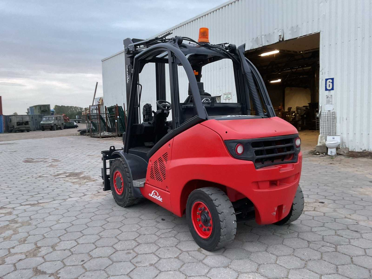 2015 LINDE H50D FORKLIFT - Forklift: gambar 4 2015 LINDE H50D FORKLIFT - Forklift: gambar 4