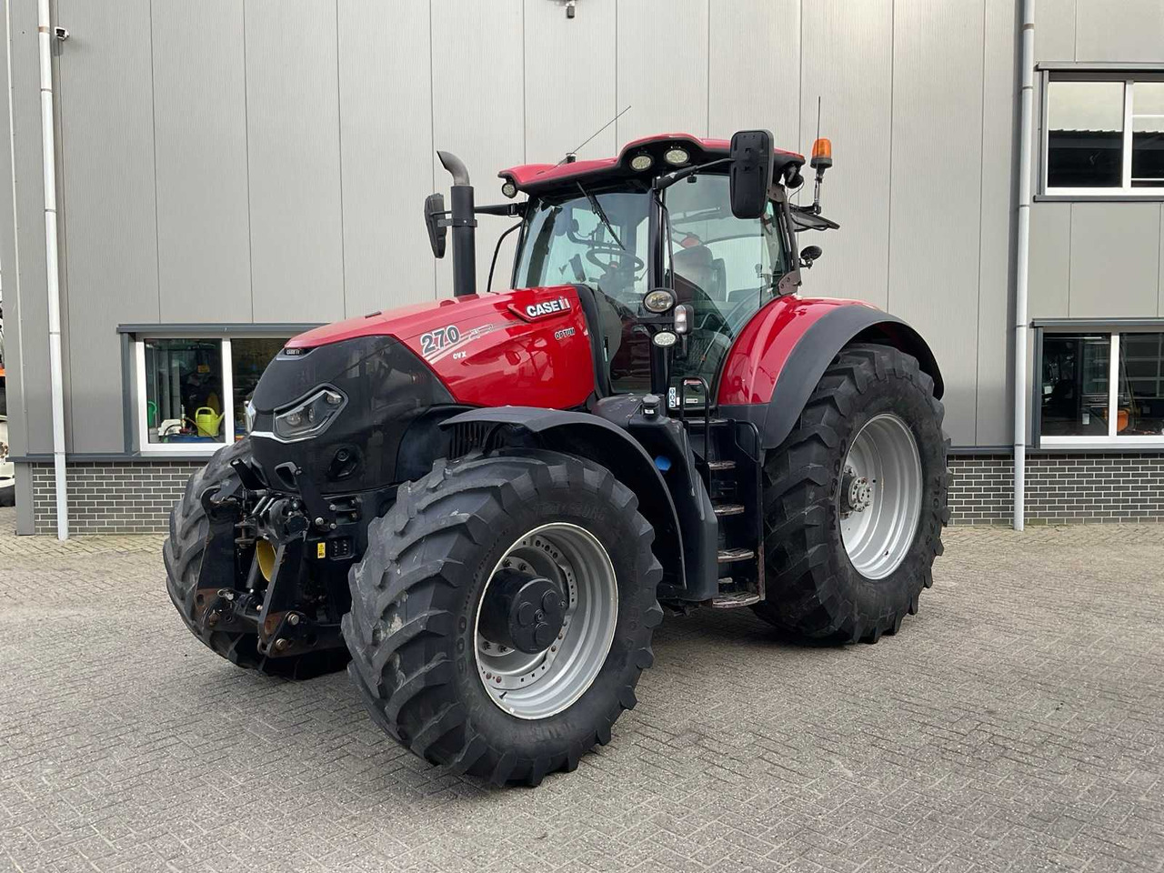 2016 CASE IH OPTUM 270 CVX AFS ALL-WHEEL DRIVE FARM TRACTOR - Traktor: gambar 1 2016 CASE IH OPTUM 270 CVX AFS ALL-WHEEL DRIVE FARM TRACTOR - Traktor: gambar 1