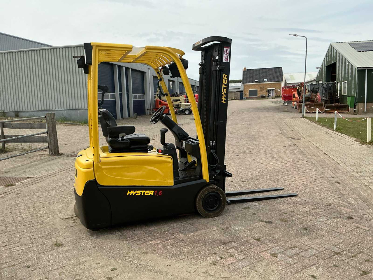 2016 HYSTER J16XNTMWB FORKLIFT - Forklift: gambar 5 2016 HYSTER J16XNTMWB FORKLIFT - Forklift: gambar 5