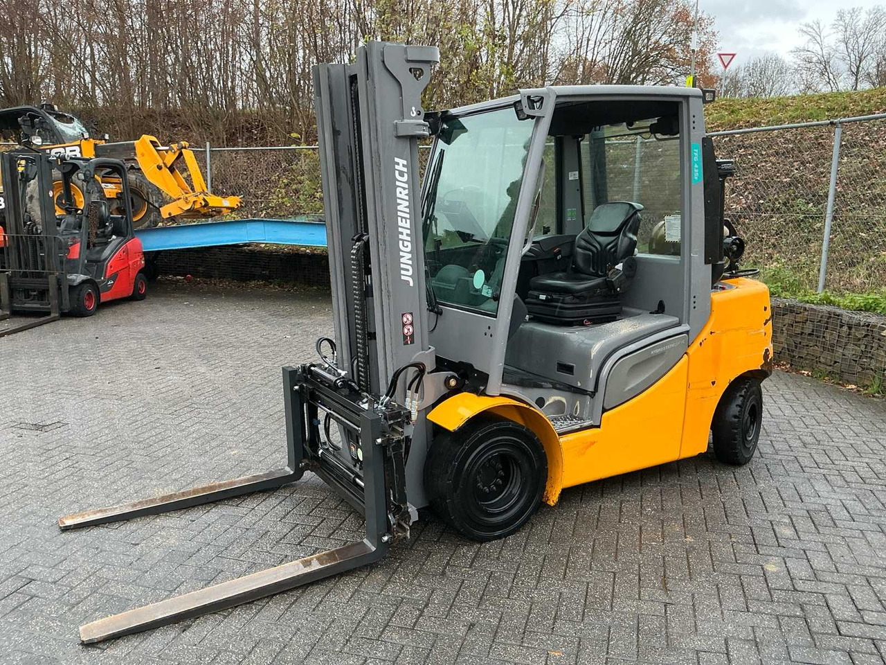 2016 JUNGHEINRICH TFG 435S FORKLIFT - Forklift: gambar 1 2016 JUNGHEINRICH TFG 435S FORKLIFT - Forklift: gambar 1