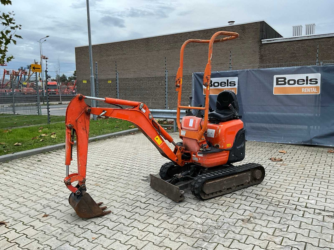 2016 KUBOTA U10-3 VHG MINI EXCAVATOR - Ekskavator mini: gambar 1 2016 KUBOTA U10-3 VHG MINI EXCAVATOR - Ekskavator mini: gambar 1