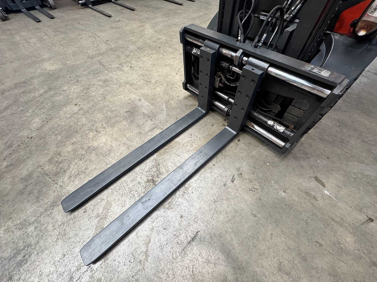 Forklift 2016 LINDE H30T 3.000KG 3.+4TH VALVE FORK ADJUSTER GAS FORKLIFT FORKLIFT: gambar 9