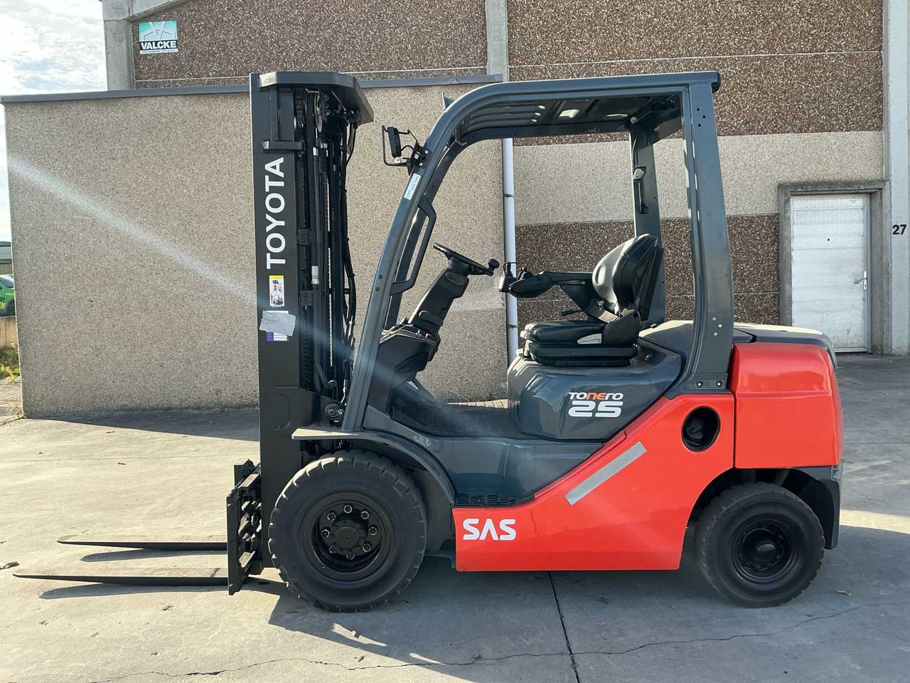 2016 TOYOTA 06-8FD25F FORKLIFT - Forklift: gambar 3 2016 TOYOTA 06-8FD25F FORKLIFT - Forklift: gambar 3