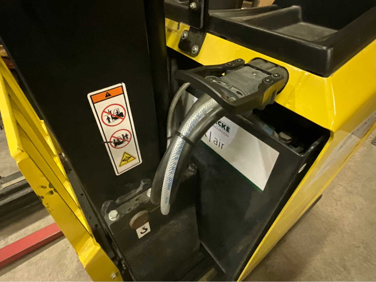 Forklift 2017 HYSTER R 1.4 FORKLIFT: gambar 21 Forklift 2017 HYSTER R 1.4 FORKLIFT: gambar 21