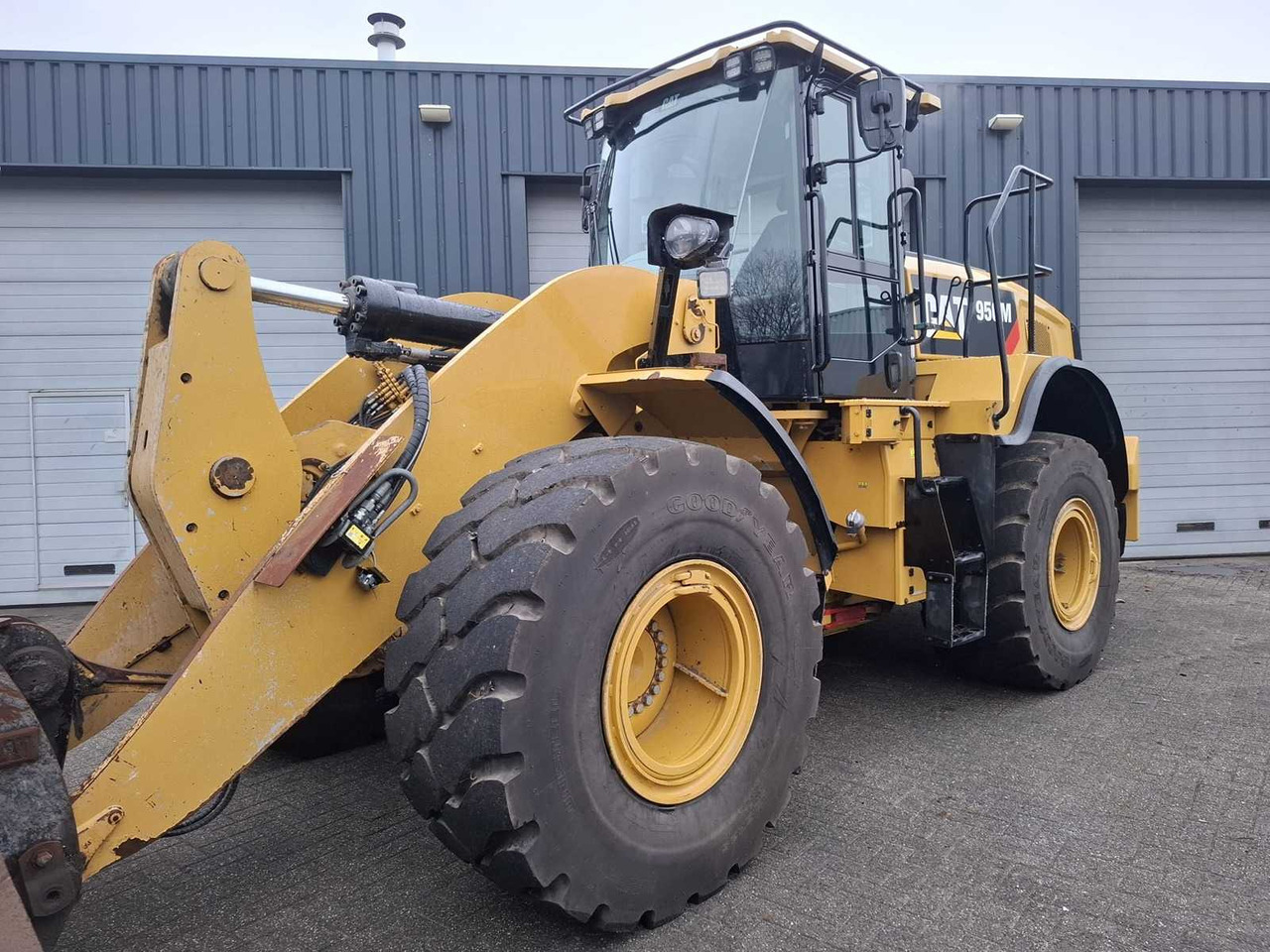 2019 CATERPILLAR 950M SHOVEL - Wheel loader: gambar 2 2019 CATERPILLAR 950M SHOVEL - Wheel loader: gambar 2