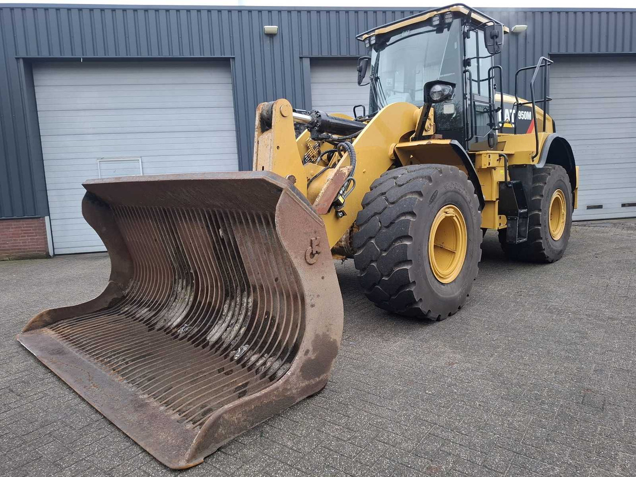 2019 CATERPILLAR 950M SHOVEL - Wheel loader: gambar 1 2019 CATERPILLAR 950M SHOVEL - Wheel loader: gambar 1