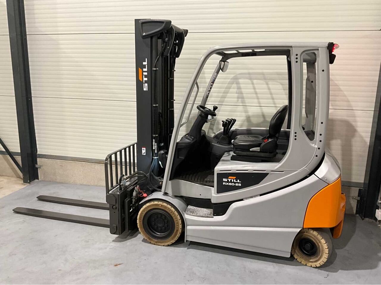 2020 STILL RX60-25 2500KG FORK ADJUSTER FORKLIFT - Forklift: gambar 3 2020 STILL RX60-25 2500KG FORK ADJUSTER FORKLIFT - Forklift: gambar 3