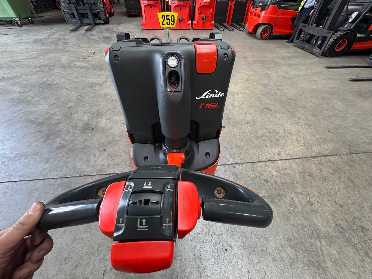 Forklift 2021 LINDE T16L PALLET TRUCK ANT STACKER INITIAL STROKE 1,675 HOURS: gambar 9