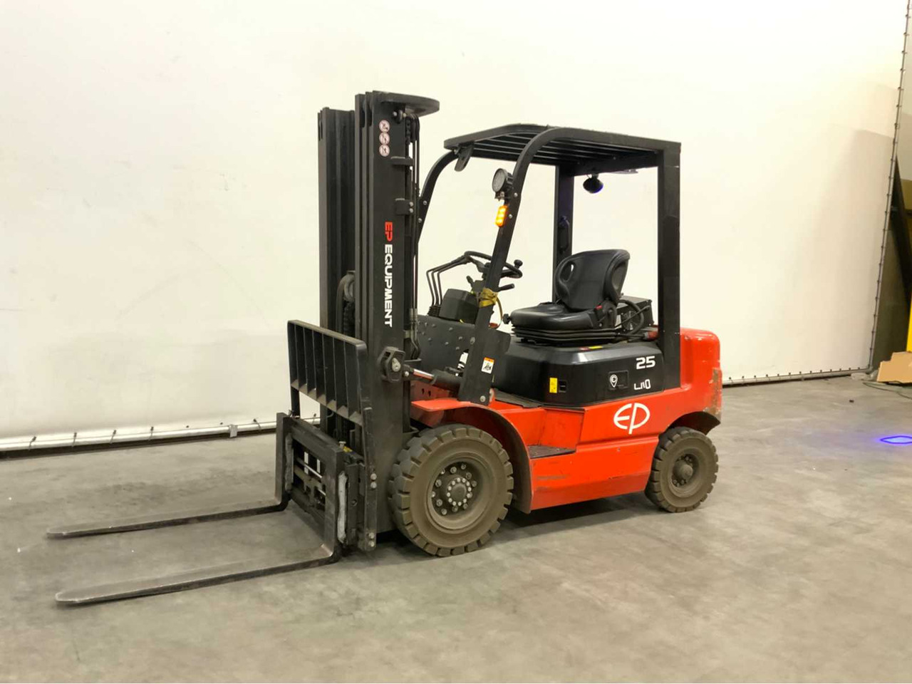 2022 EP EFL252 FORKLIFT - Forklift: gambar 4 2022 EP EFL252 FORKLIFT - Forklift: gambar 4