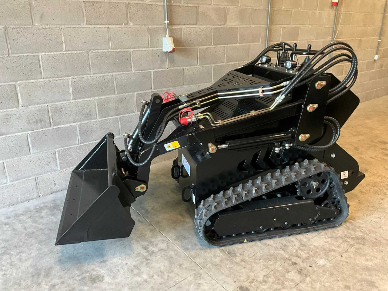 2025 Briggs & Stratton Skid Steer Loader T480 - unused - Skid steer: gambar 1 2025 Briggs & Stratton Skid Steer Loader T480 - unused - Skid steer: gambar 1