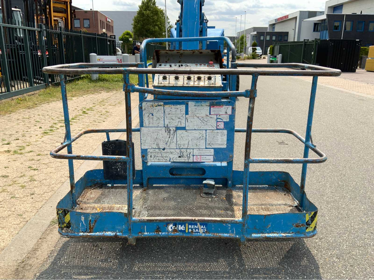 AICHI - SP21AJ - AERIAL PLATFORM DIESEL 23 METERS WORKING HEIGHT - Platform pengangkat: gambar 4 AICHI - SP21AJ - AERIAL PLATFORM DIESEL 23 METERS WORKING HEIGHT - Platform pengangkat: gambar 4