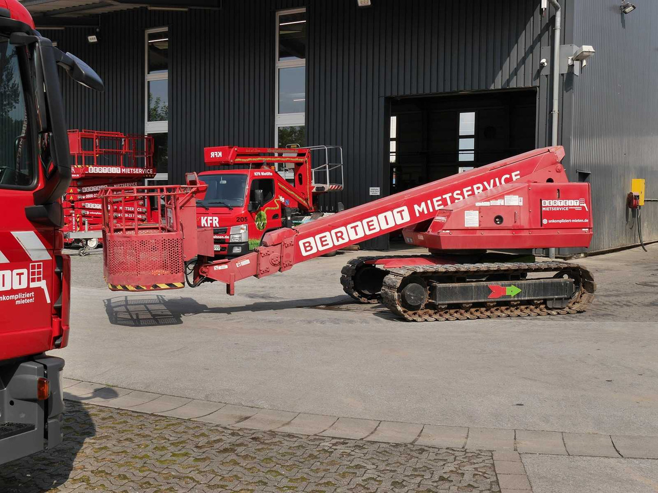 AICHI - SR 123 - AERIAL WORK PLATFORMS - 1998 - Platform pengangkat: gambar 2 AICHI - SR 123 - AERIAL WORK PLATFORMS - 1998 - Platform pengangkat: gambar 2