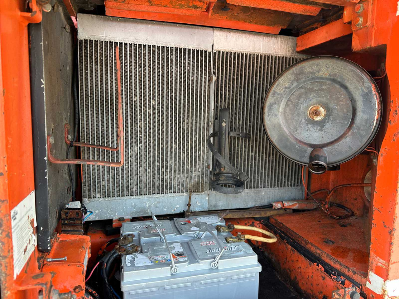 Ekskavator roda ATLAS 1504M: gambar 31