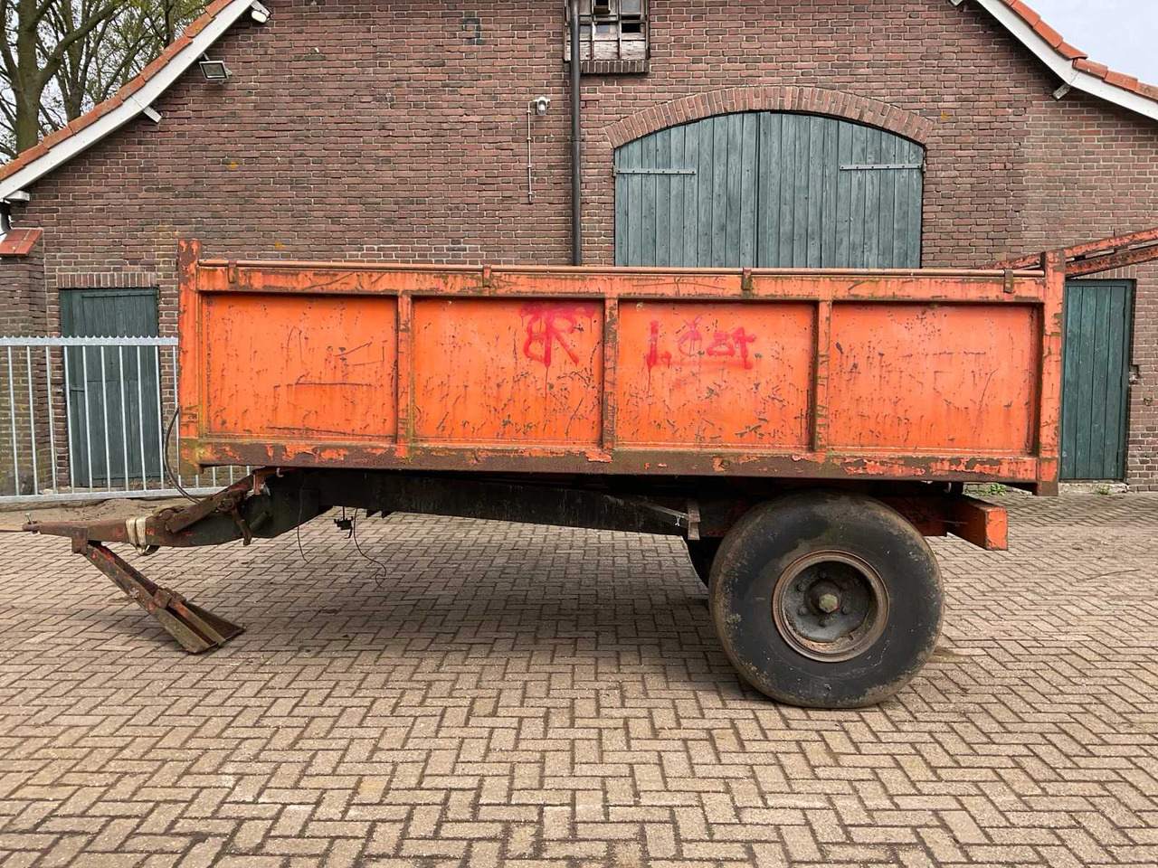 Agricultural tipper - Trailer jungkit pertanian/ Tempat sampah: gambar 2 Agricultural tipper - Trailer jungkit pertanian/ Tempat sampah: gambar 2