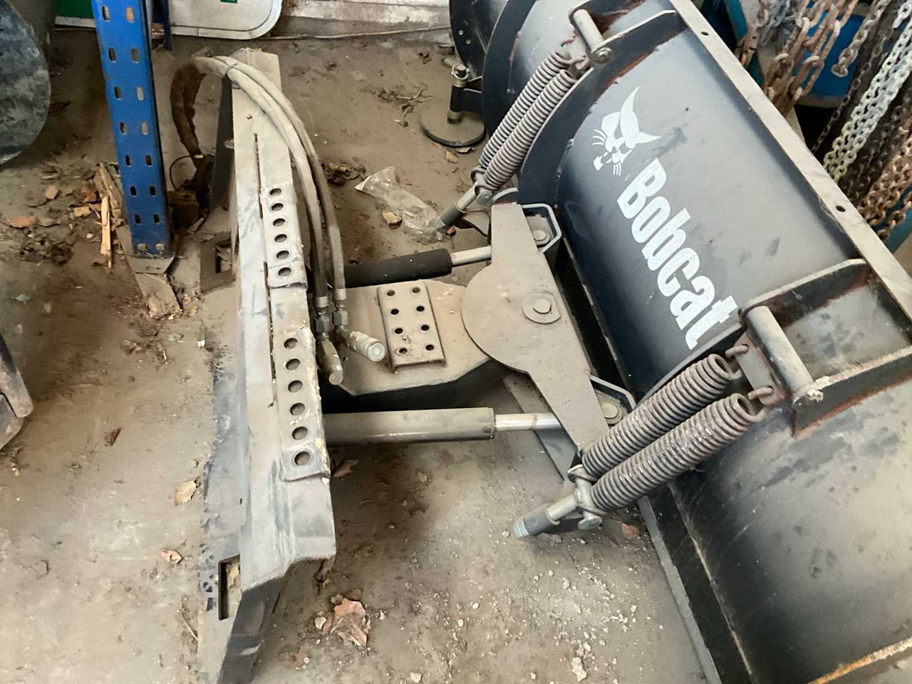 Bobcat 96 snow blade - Bajak salju: gambar 3 Bobcat 96 snow blade - Bajak salju: gambar 3