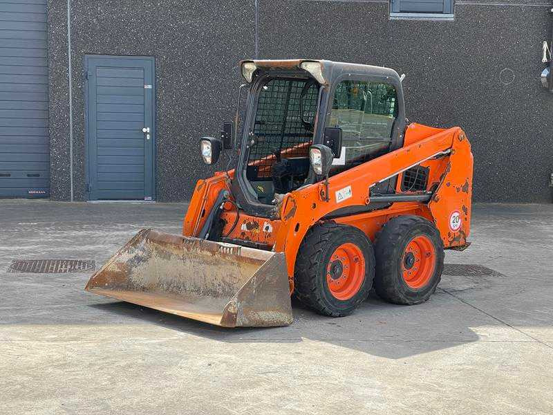 Bobcat S450 - Skid steer: gambar 1 Bobcat S450 - Skid steer: gambar 1