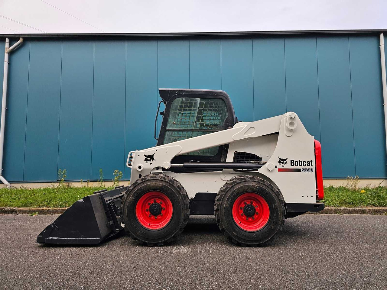 Bobcat S630 - Skid steer: gambar 2 Bobcat S630 - Skid steer: gambar 2