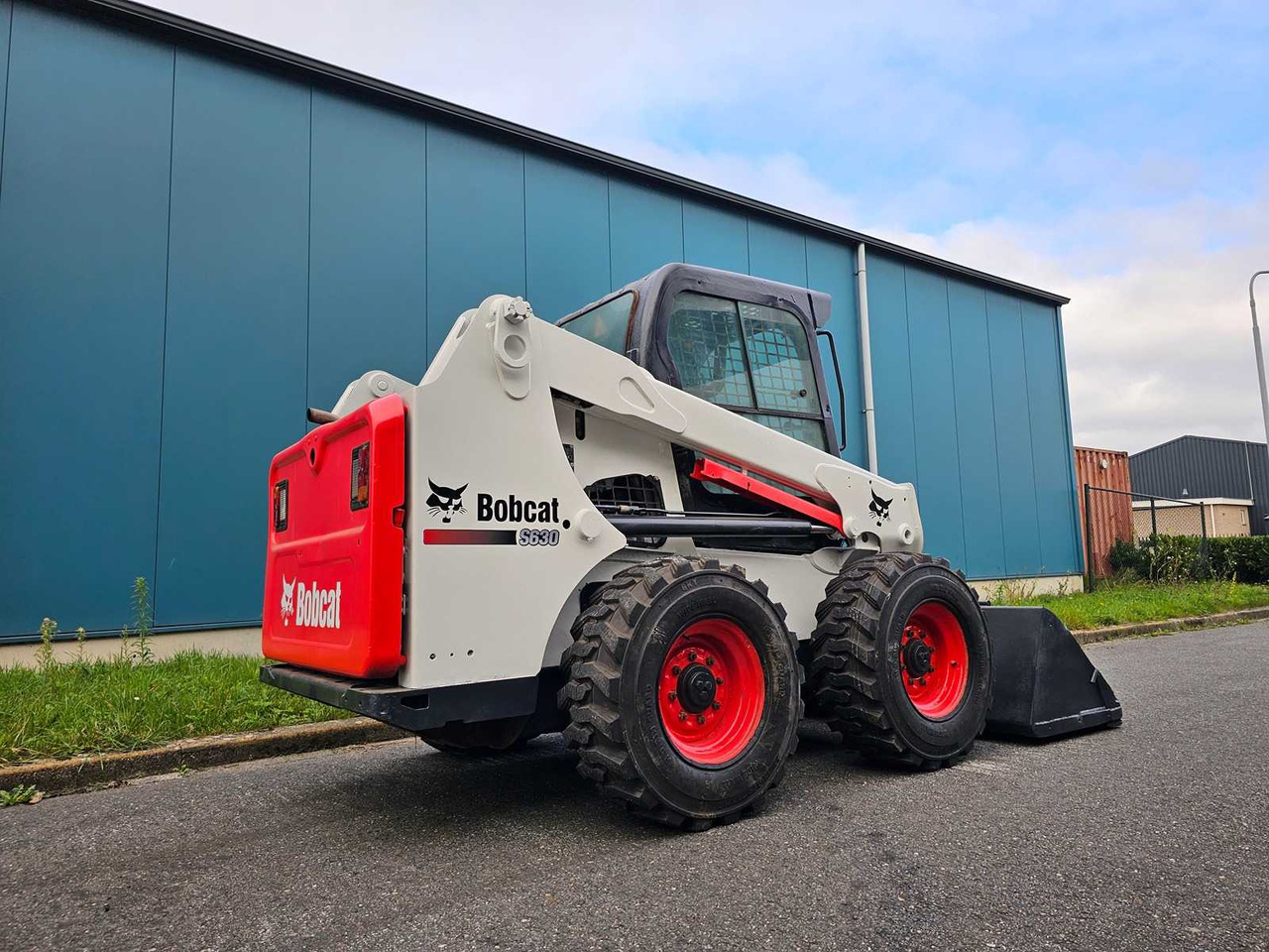 Bobcat S630 - Skid steer: gambar 5 Bobcat S630 - Skid steer: gambar 5