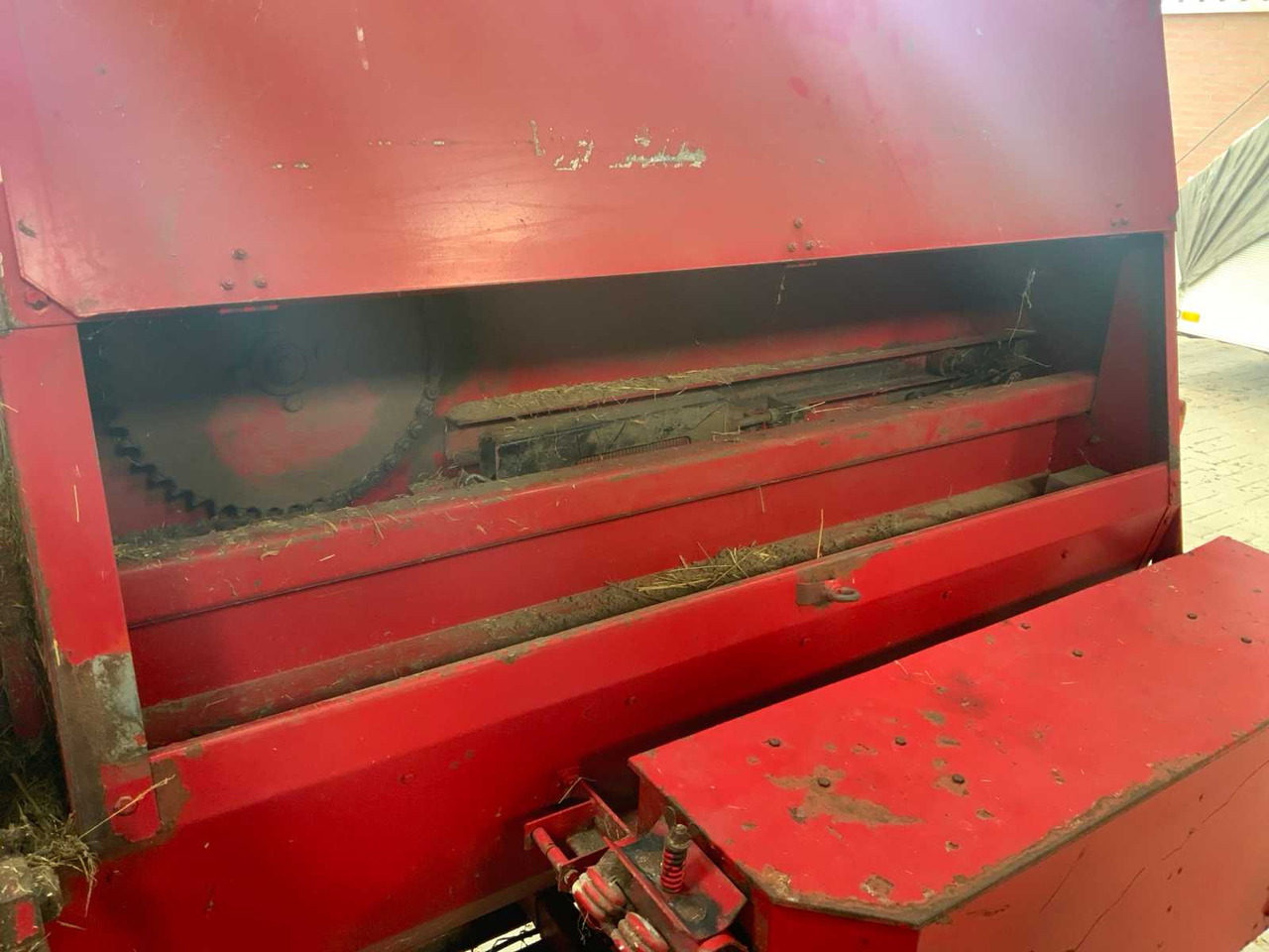 Baler persegi Borga K460: gambar 8