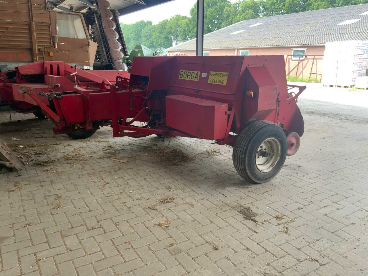 Borga K460 - Baler persegi: gambar 5 Borga K460 - Baler persegi: gambar 5